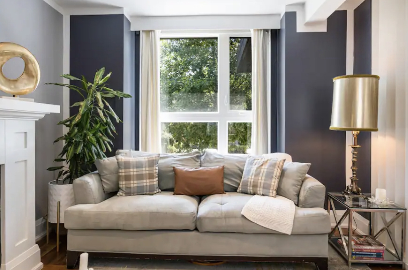 Gorgeous faux suede sofa (grey/blue)