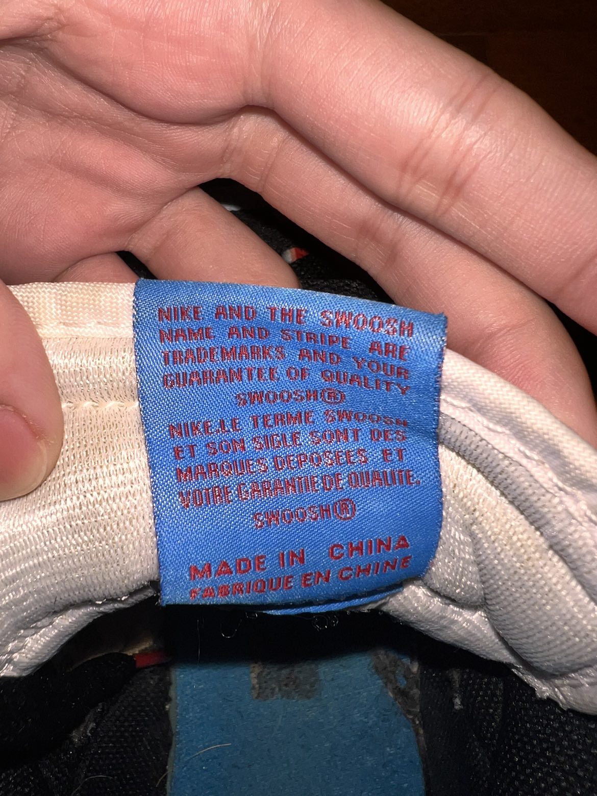 Jordan 1 Retro High Spider-Man Origin Story image indicator(6)