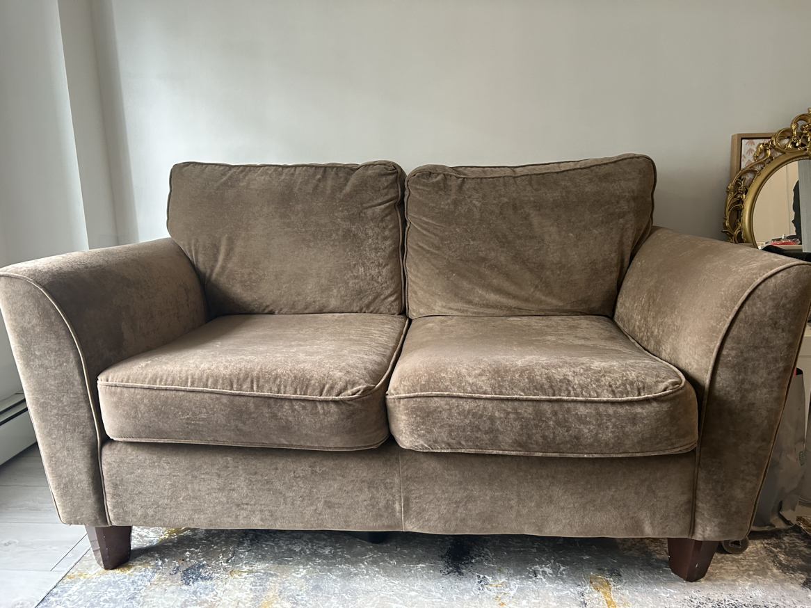 Love seat Couch and a Lounge Chair Set - photo 2