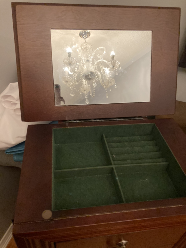 Jewelry organizer/storage - photo 5