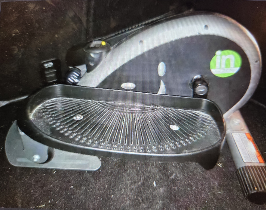 Compact Elliptical Trainer Workout Machine image indicator(4)