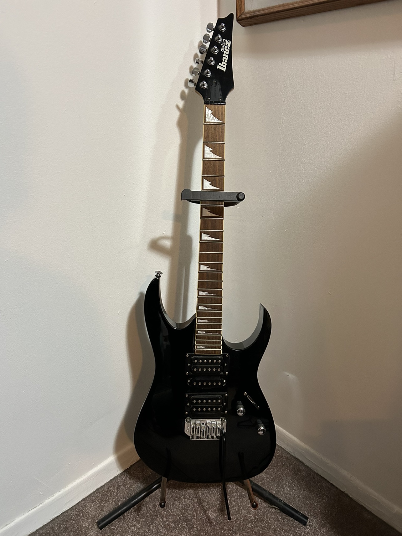 Ibanez Gio Electric Guitar with Stand