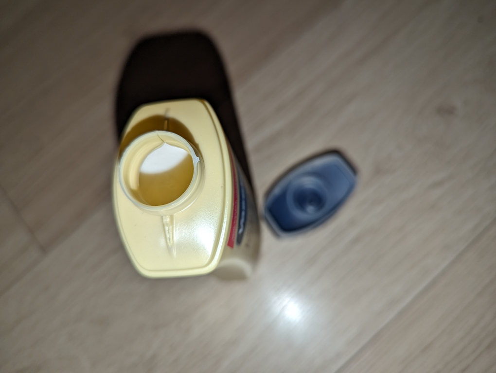 Vaseline Dry Skin Repair Lotion image indicator(2)