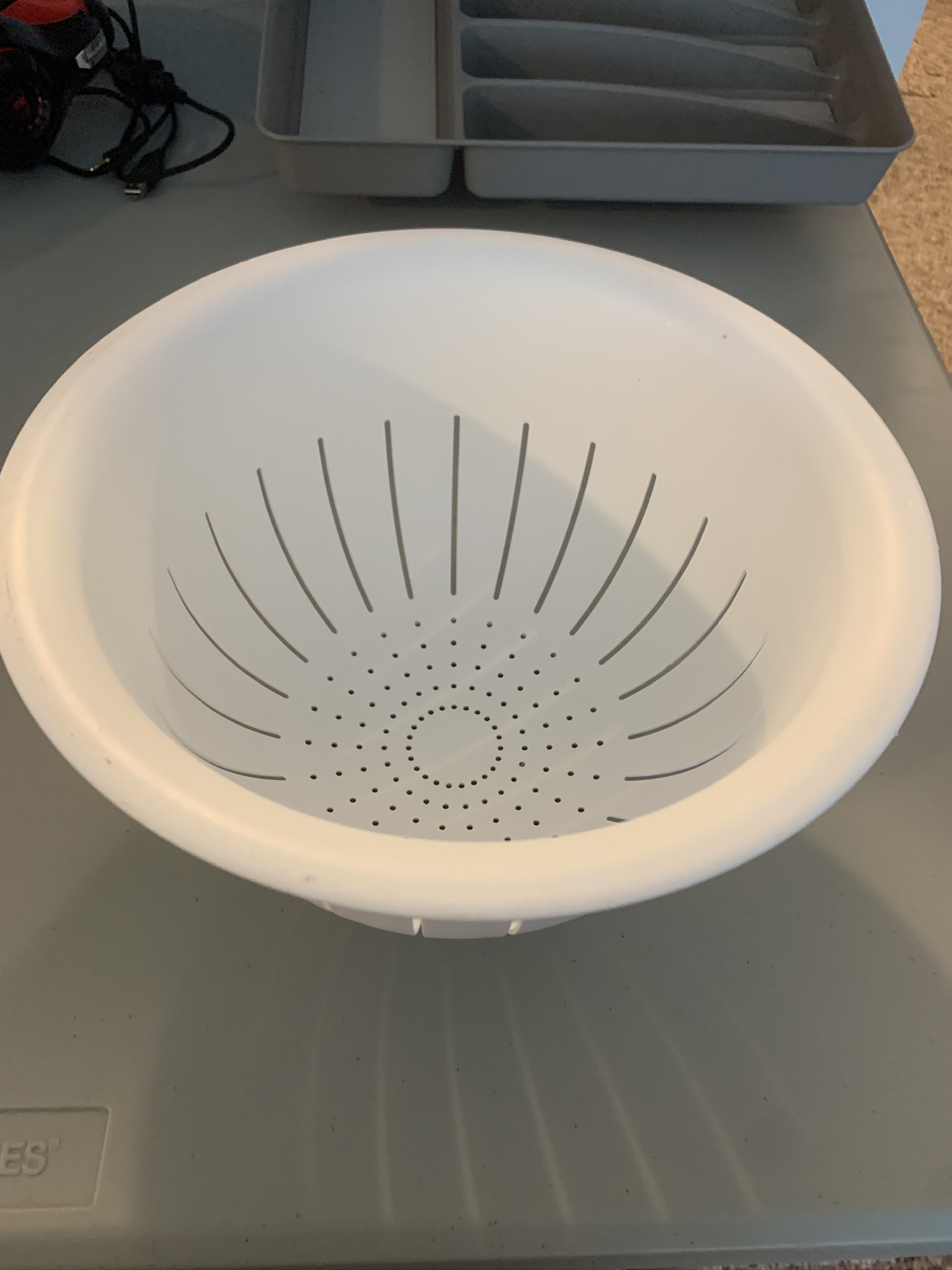 plastic kitchen strainer #freecycle