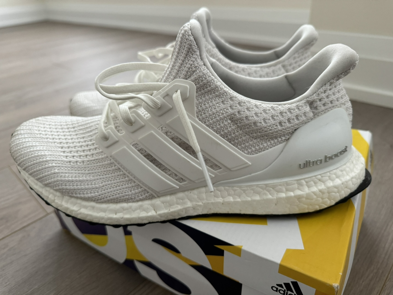 Men’s adidas Ultra Boost 4.0 (size 11) thumbnail