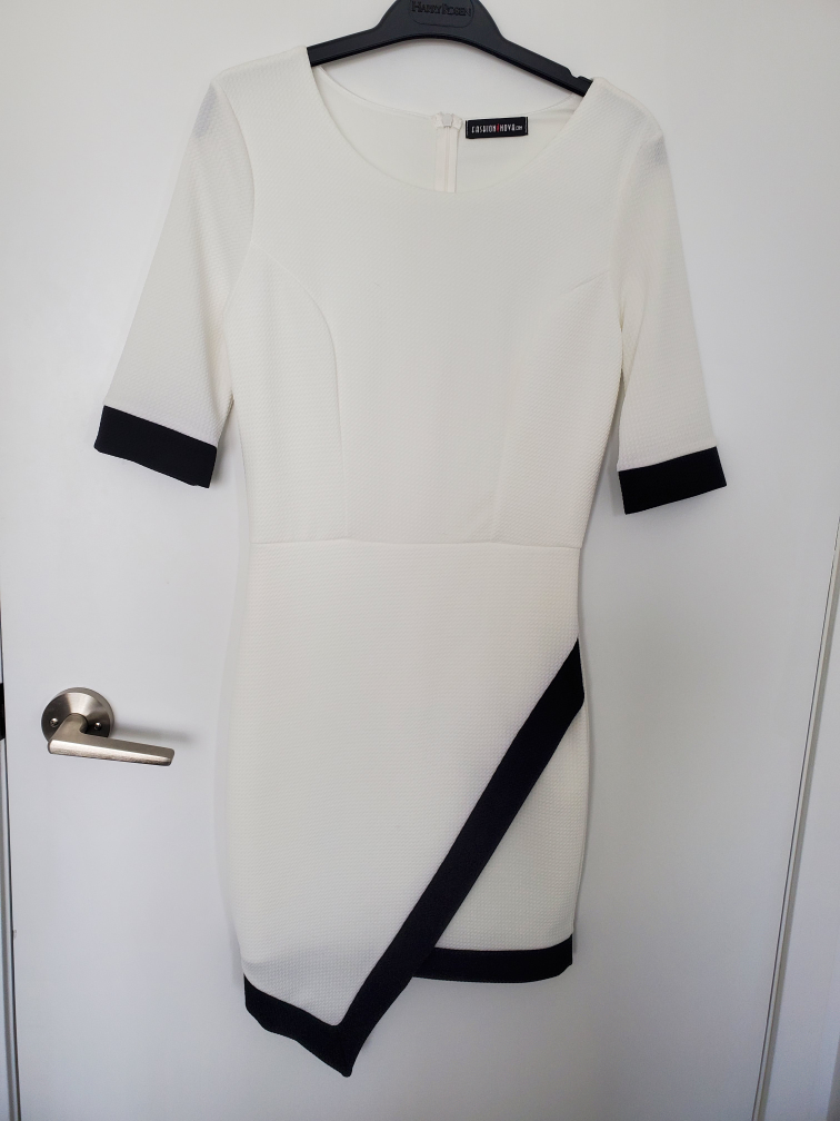 #freecycle white & black fashion nova dress thumbnail