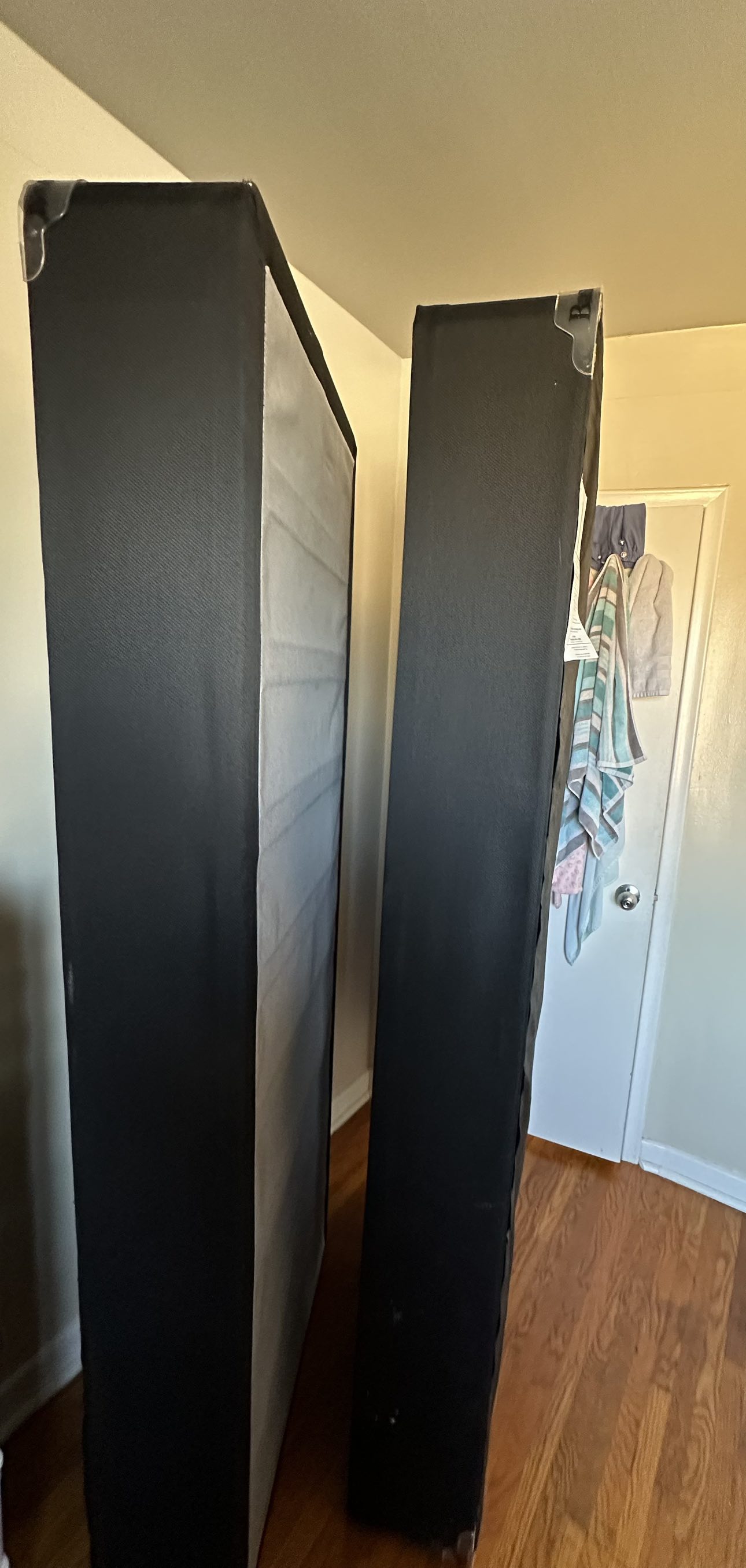 Split spring box queen