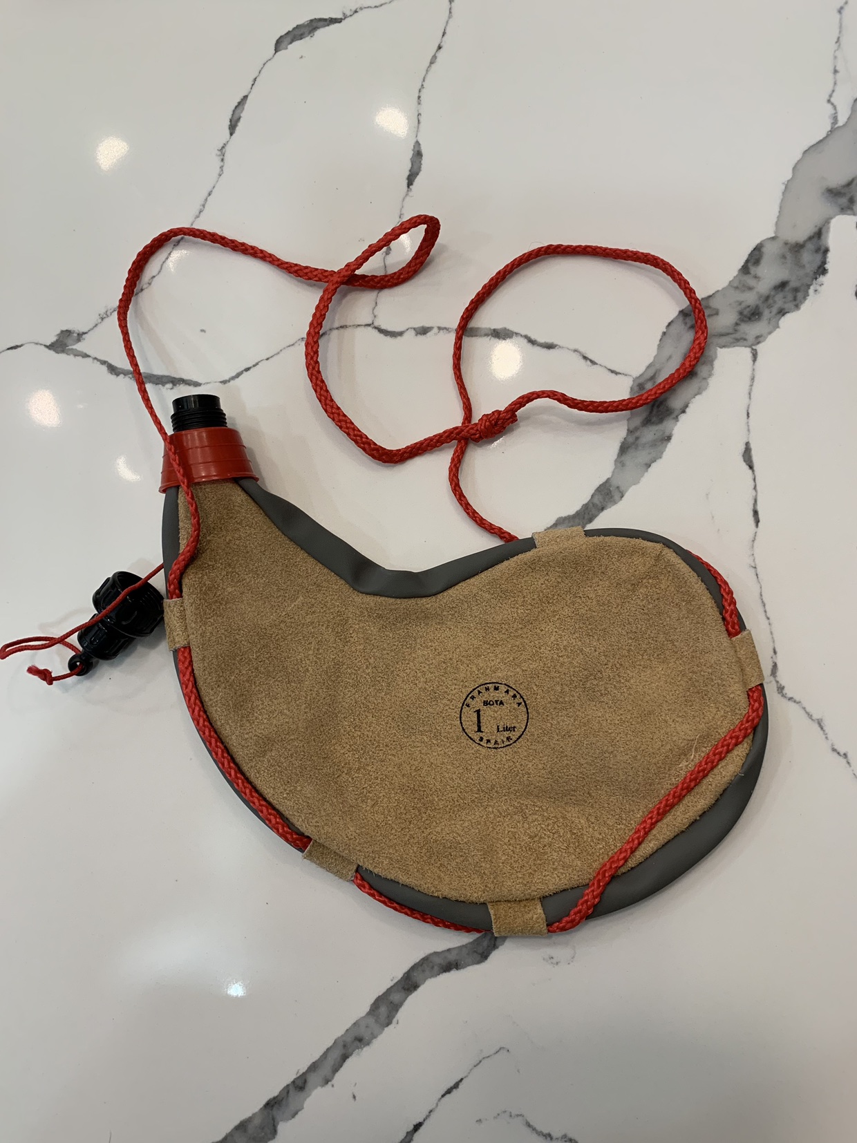 1 Liter NEW Franmara Bota Wine Skin image indicator(2)