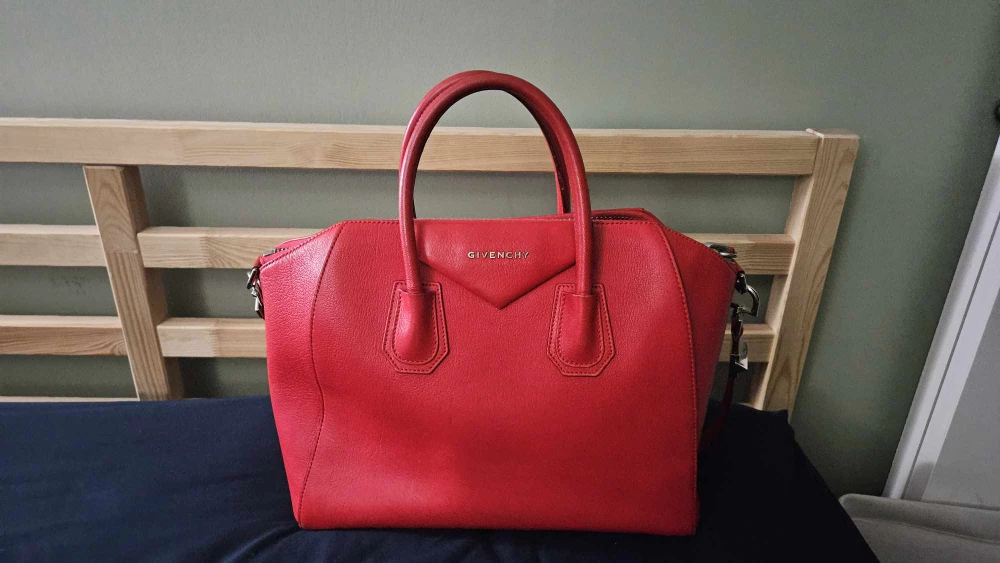 Authentic Givenchy antigona bag