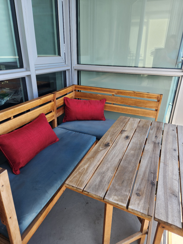 Outdoor patio set