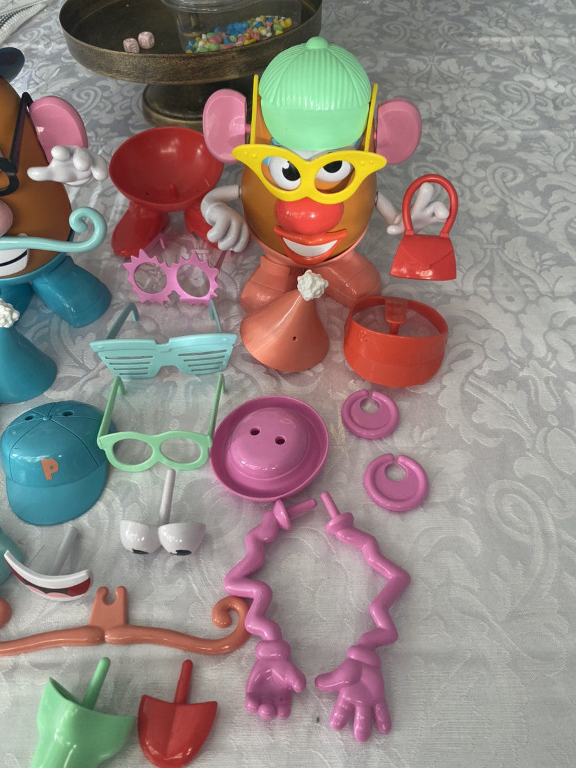 Potato head set 45 pieces new $30 - photo 2