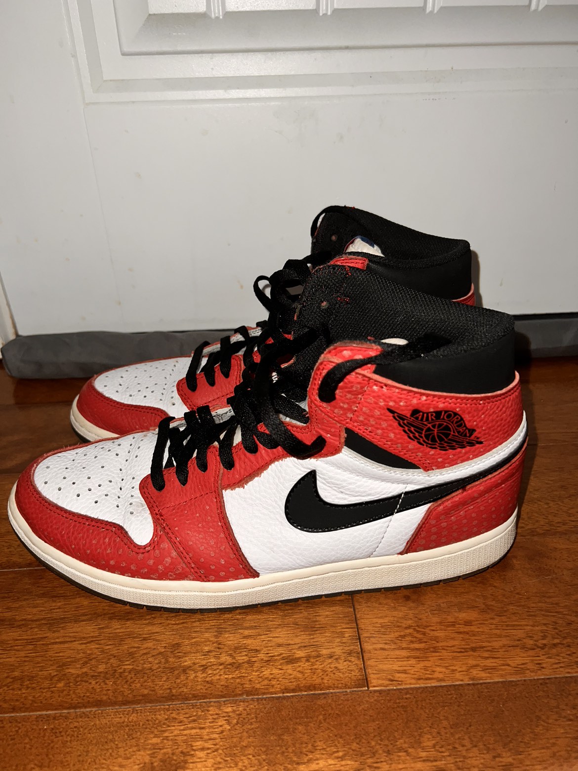 Jordan 1 Retro High Spider-Man Origin Story - photo 3