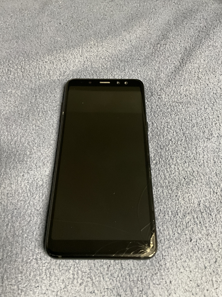 Samsung Galaxy A8 64gb thumbnail