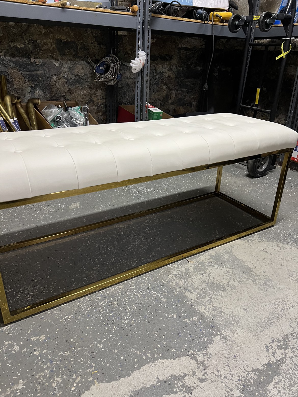 Bench - photo 5