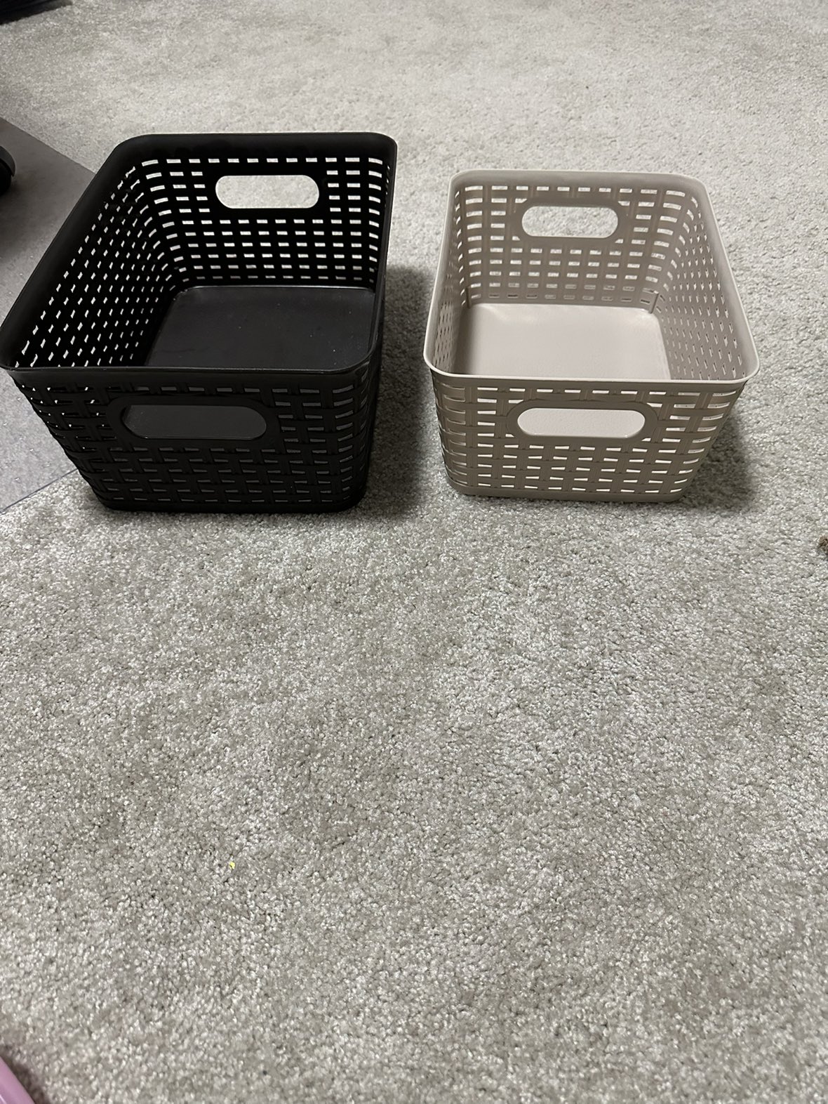 Storage Baskets- 2 $5 for both - photo 2