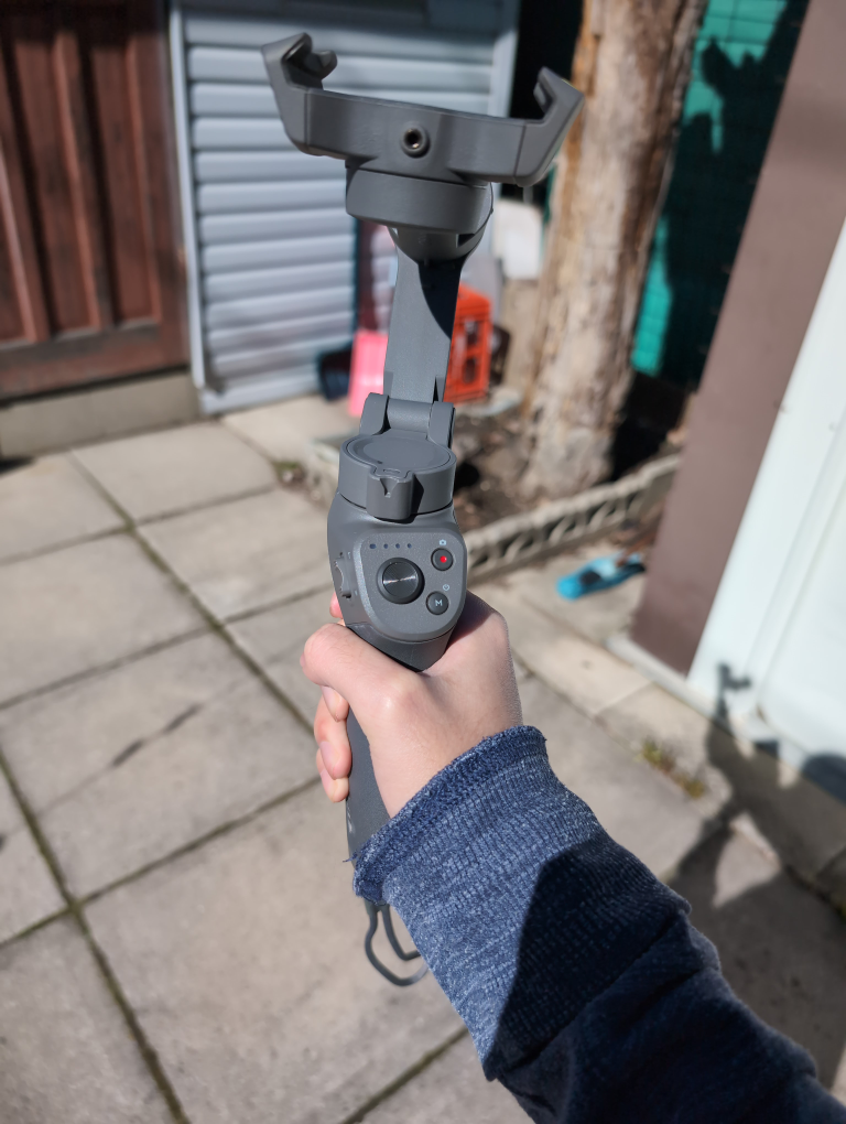 DJI Phone Gimbal OSMO Mobile 3 - photo 2