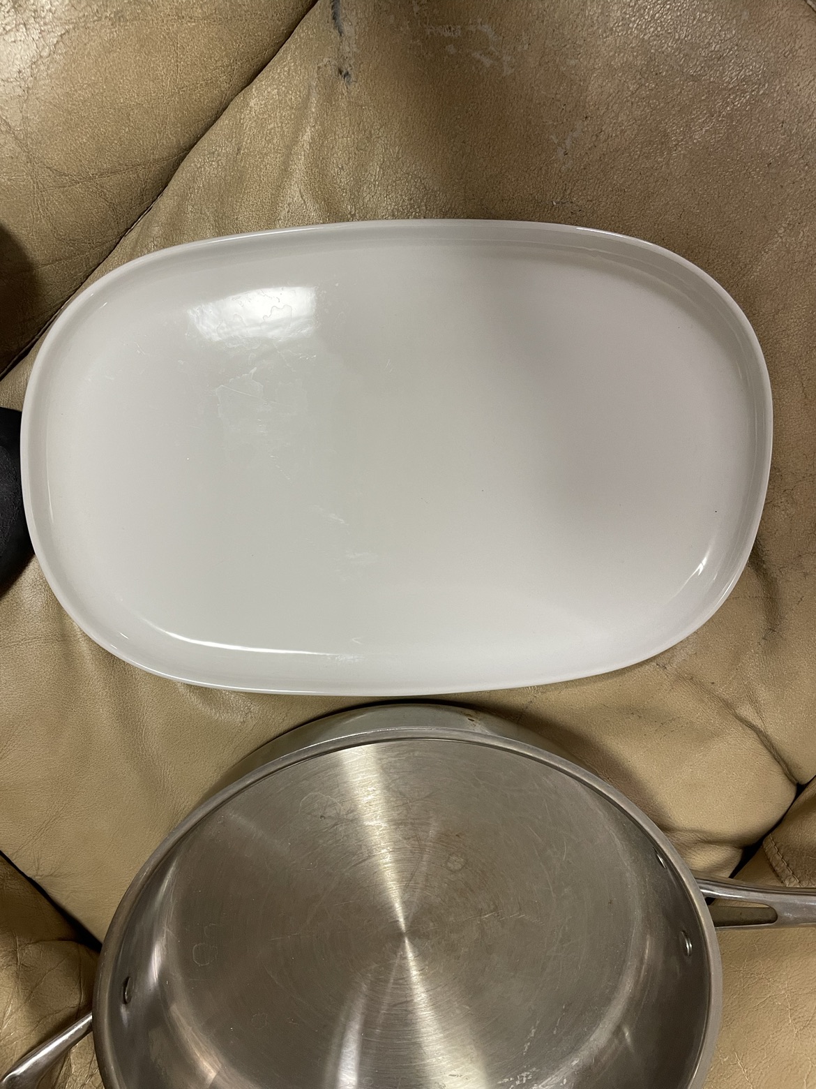 Frying pan and plate - photo 2
