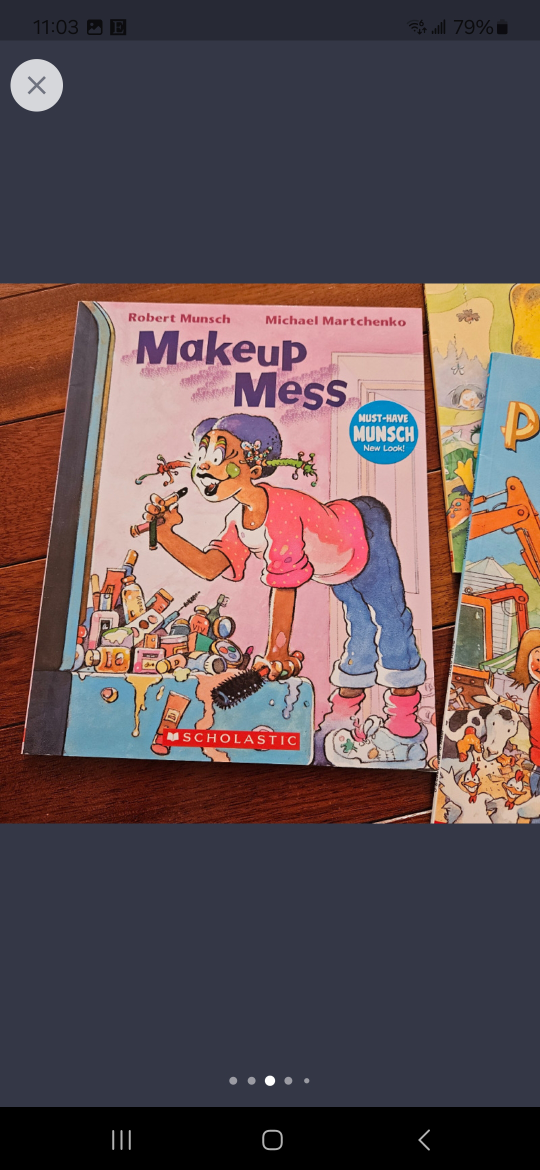 Robert Munsch children's story books 4 books - photo 3