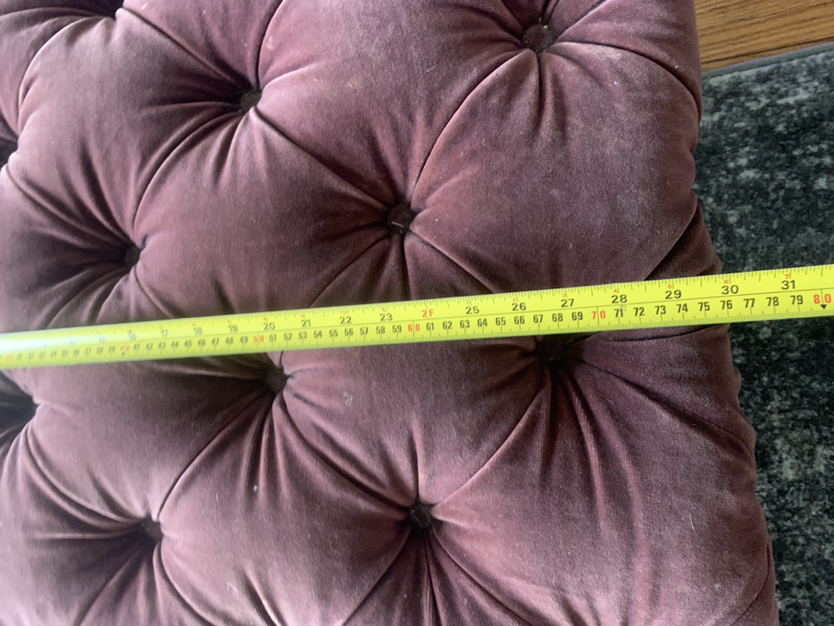 2 Ottomans image indicator(4)