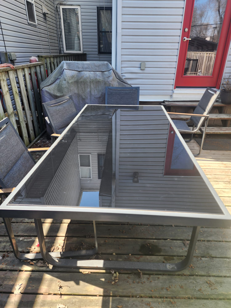 patio set - photo 2