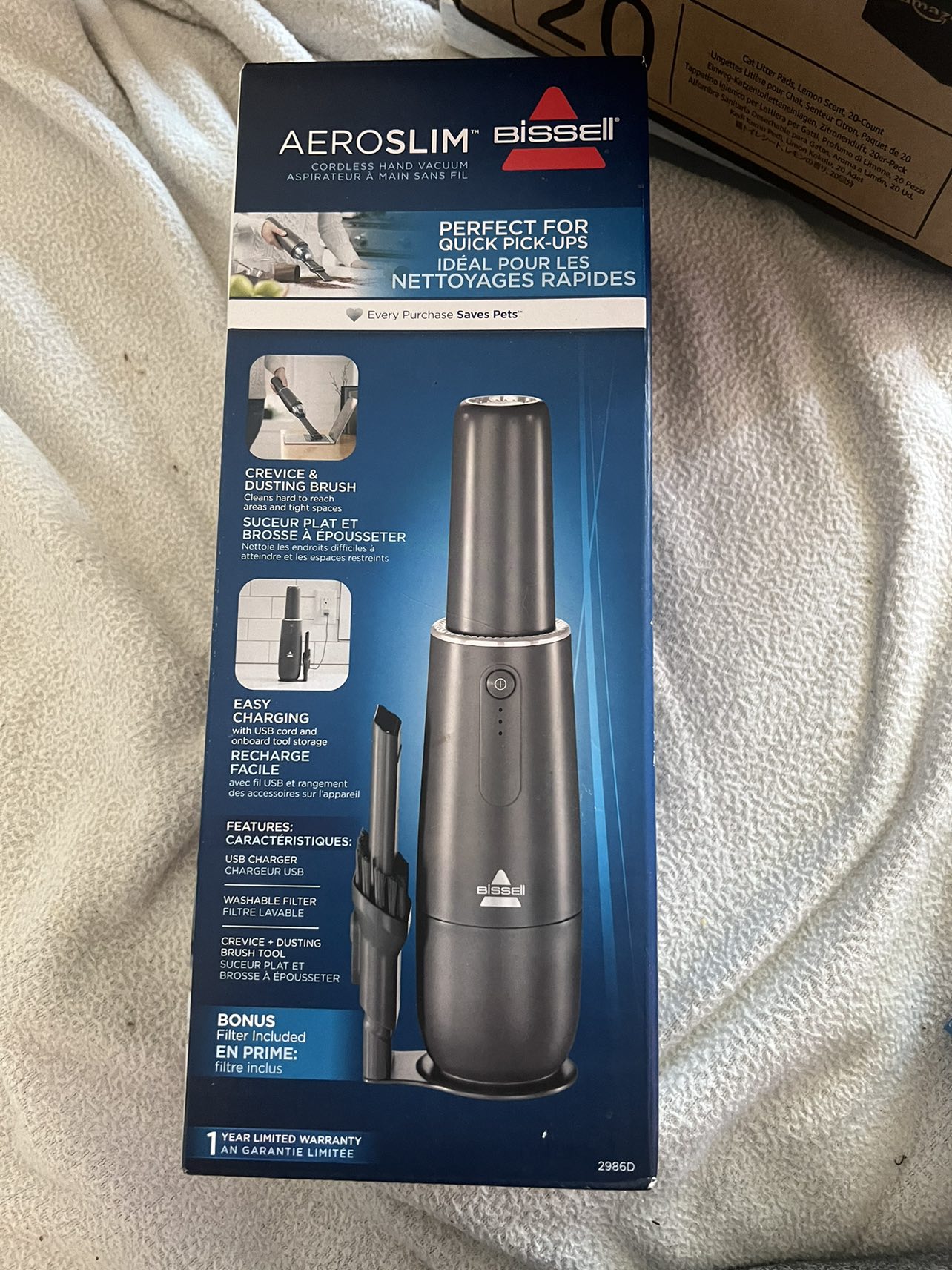 Cordless Hand vacuum thumbnail