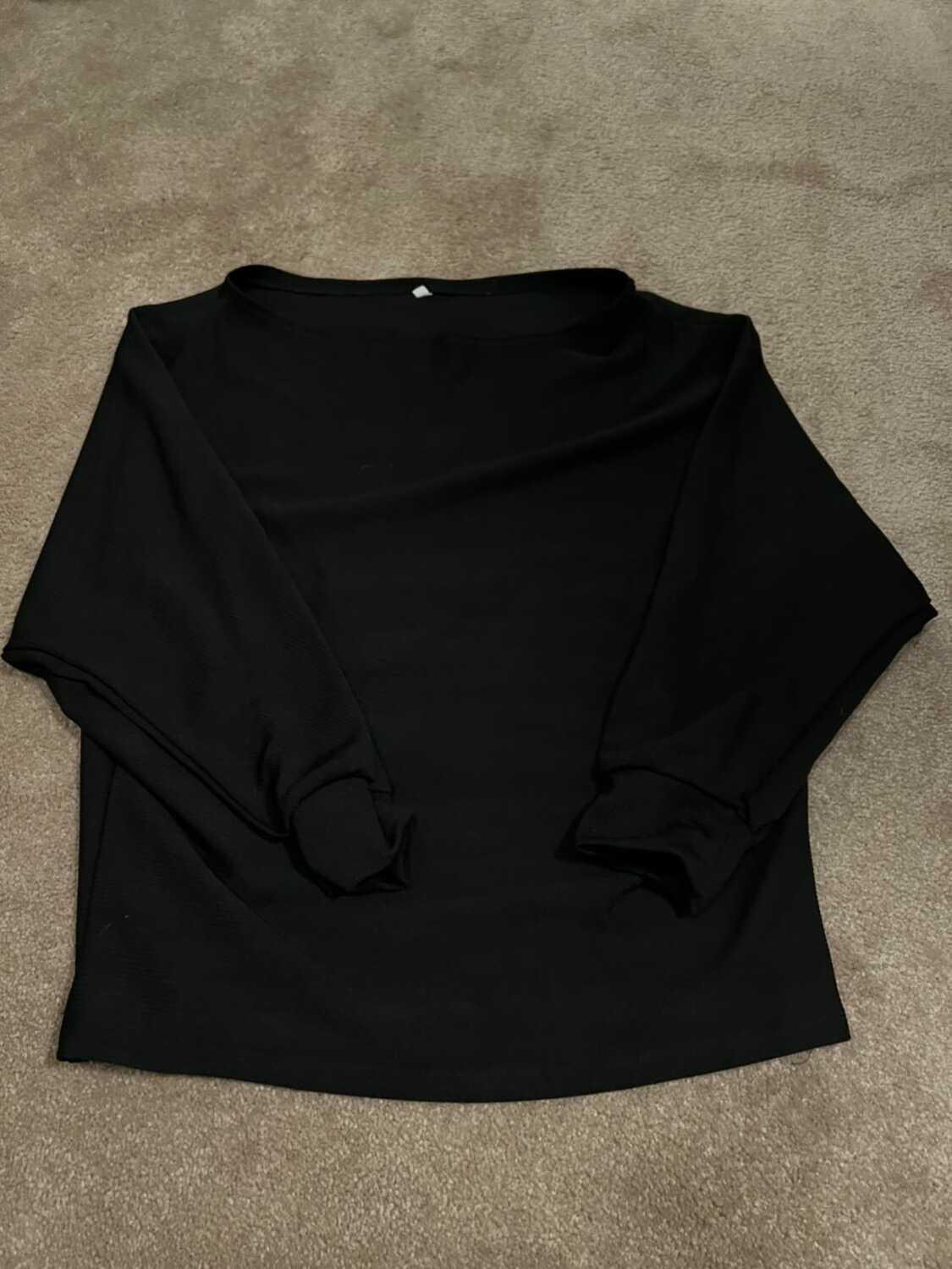 Black relaxed fit top- sz large thumbnail