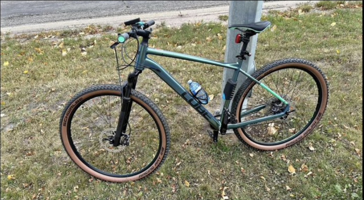 Cube Reaction Pro XL 2022 green bike thumbnail