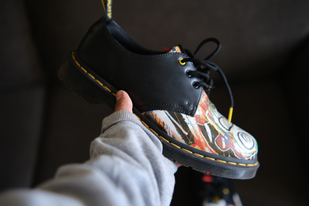 Dr.Martens x JEAN-MICHEL BASQUIAT 1461 Dustheads thumbnail