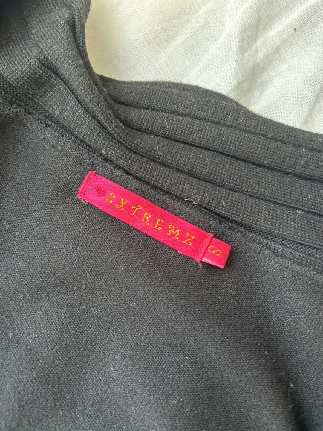 Full outfit #2 image indicator(4)