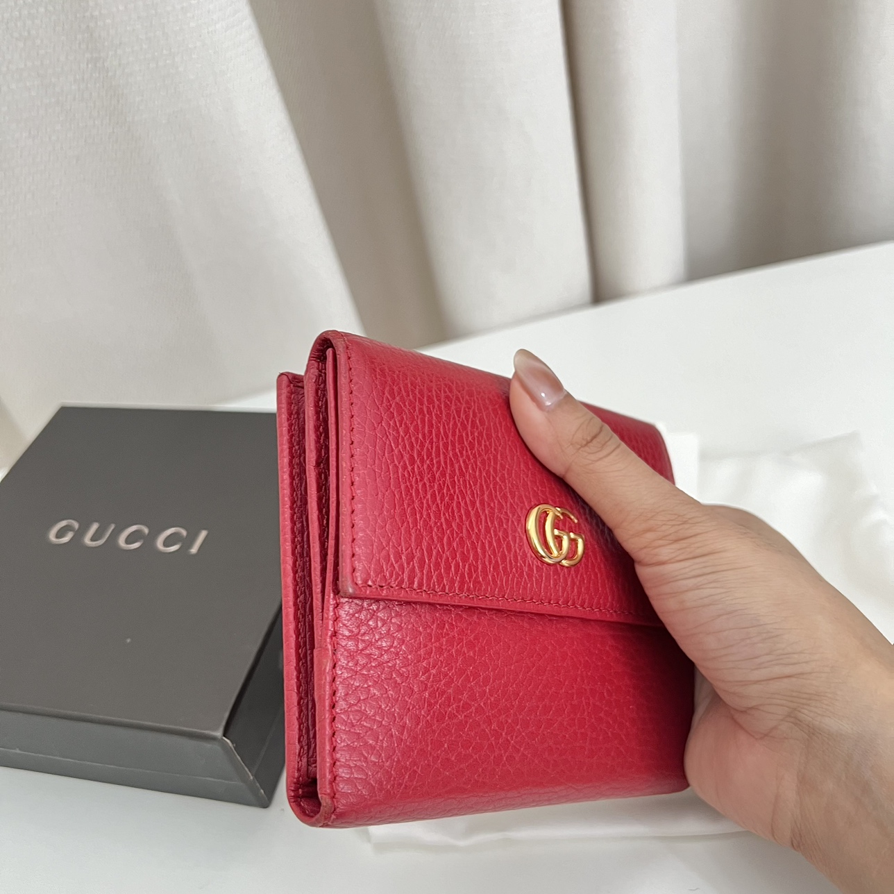 Gucci Compact Wallet - photo 2