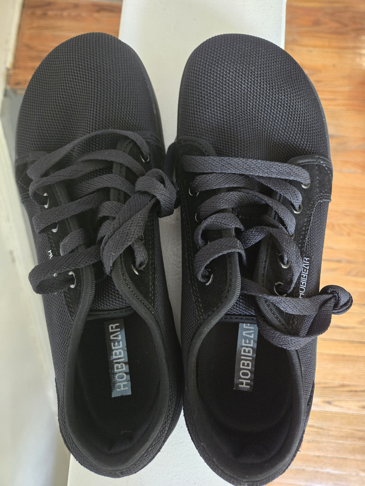 Women's NEW sneakers size 9 - photo 3