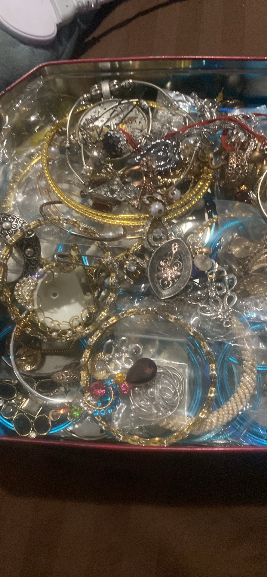 Full of large box of jewelry thumbnail