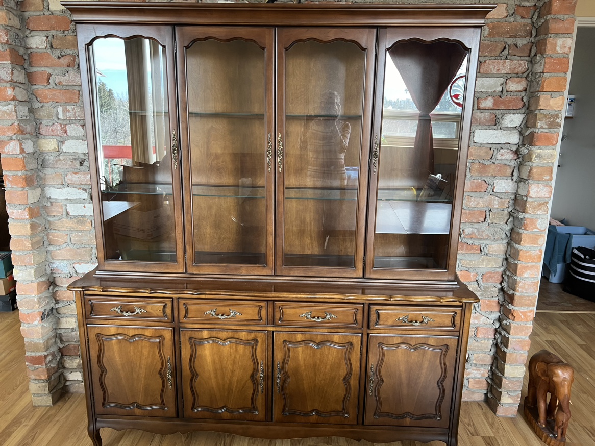 Beautiful dinning room set🥕