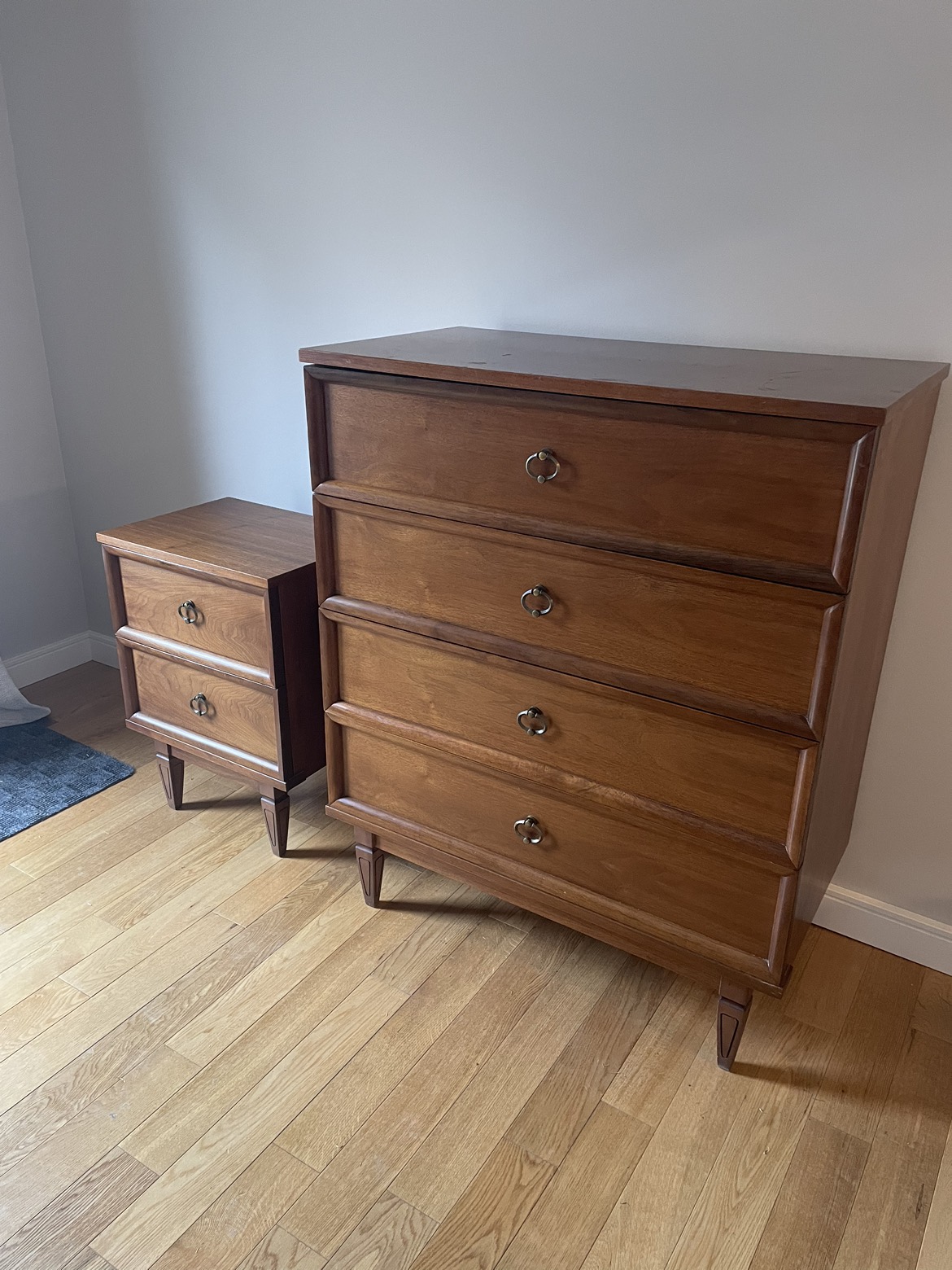 Mid Century dresser & nightstand