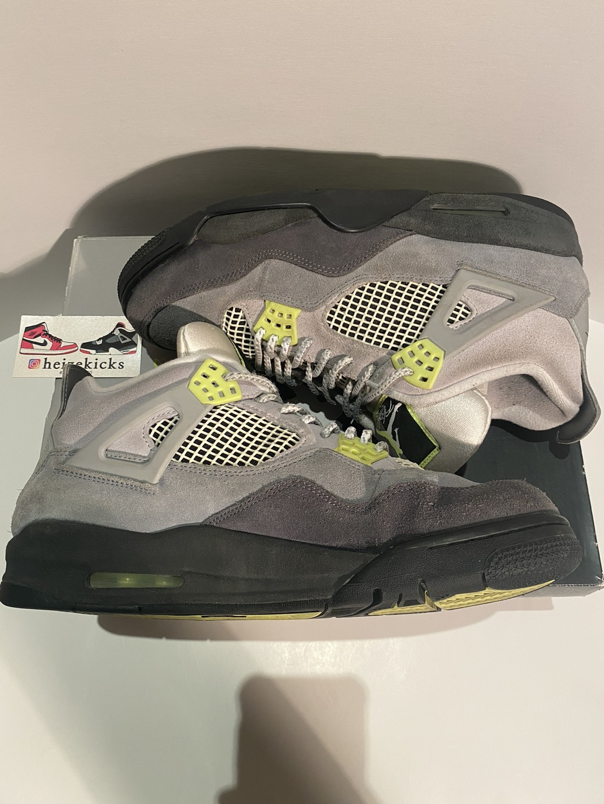 Jordan 4 SE Neon 95 image indicator(6)