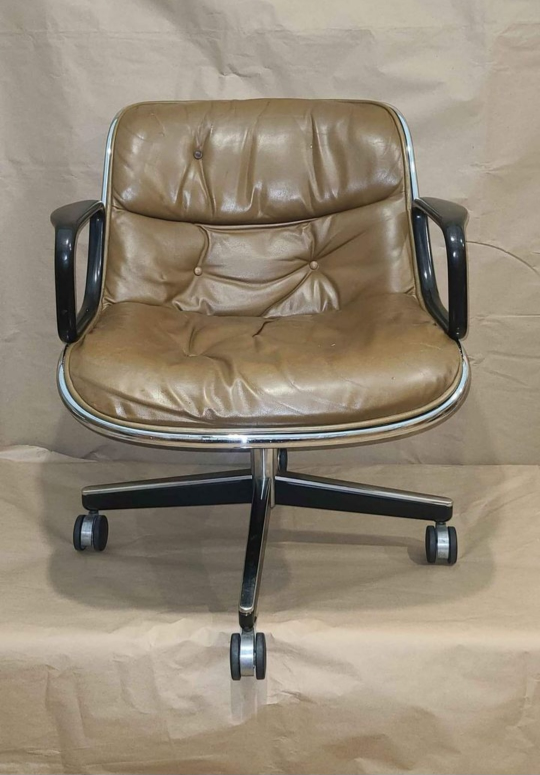 C, pollock  executive chair