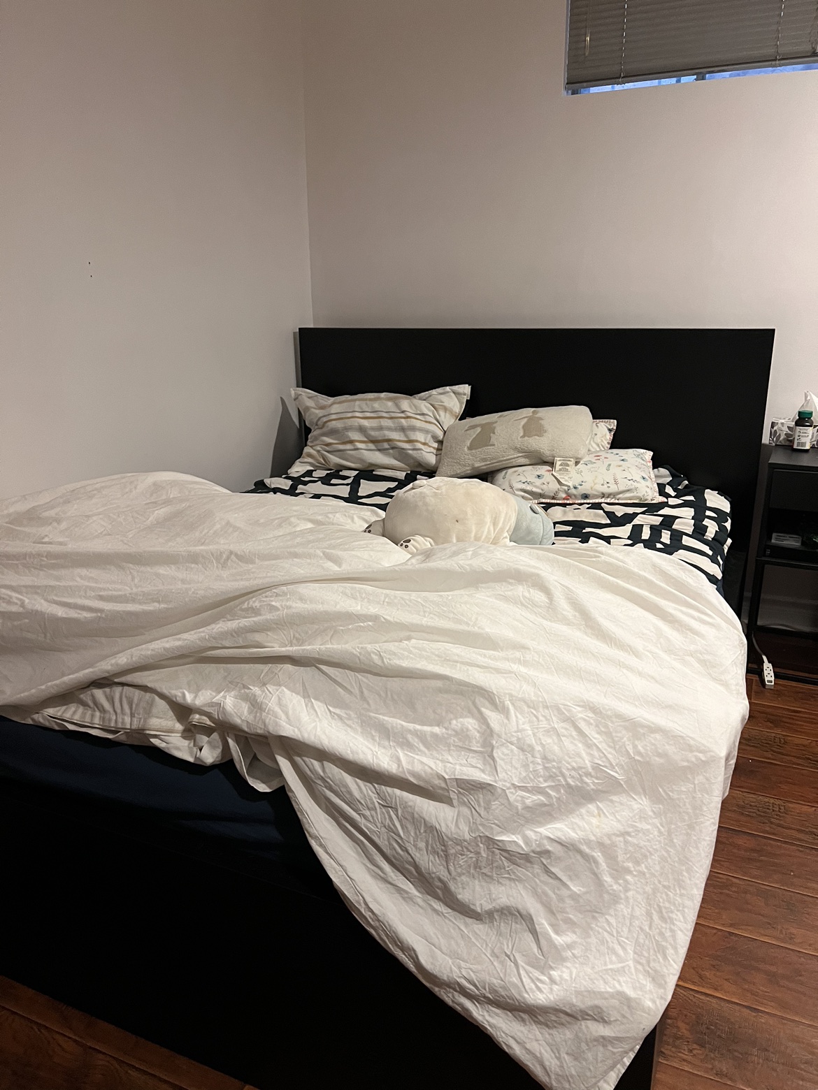 Ikea Queen bed & mattress - photo 2