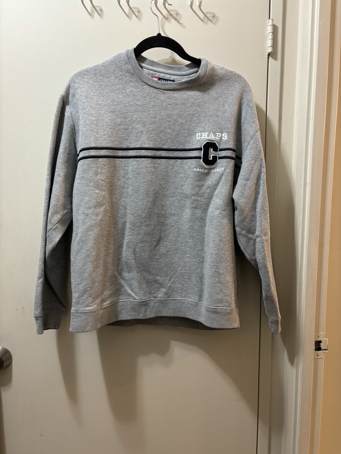Sweater thumbnail