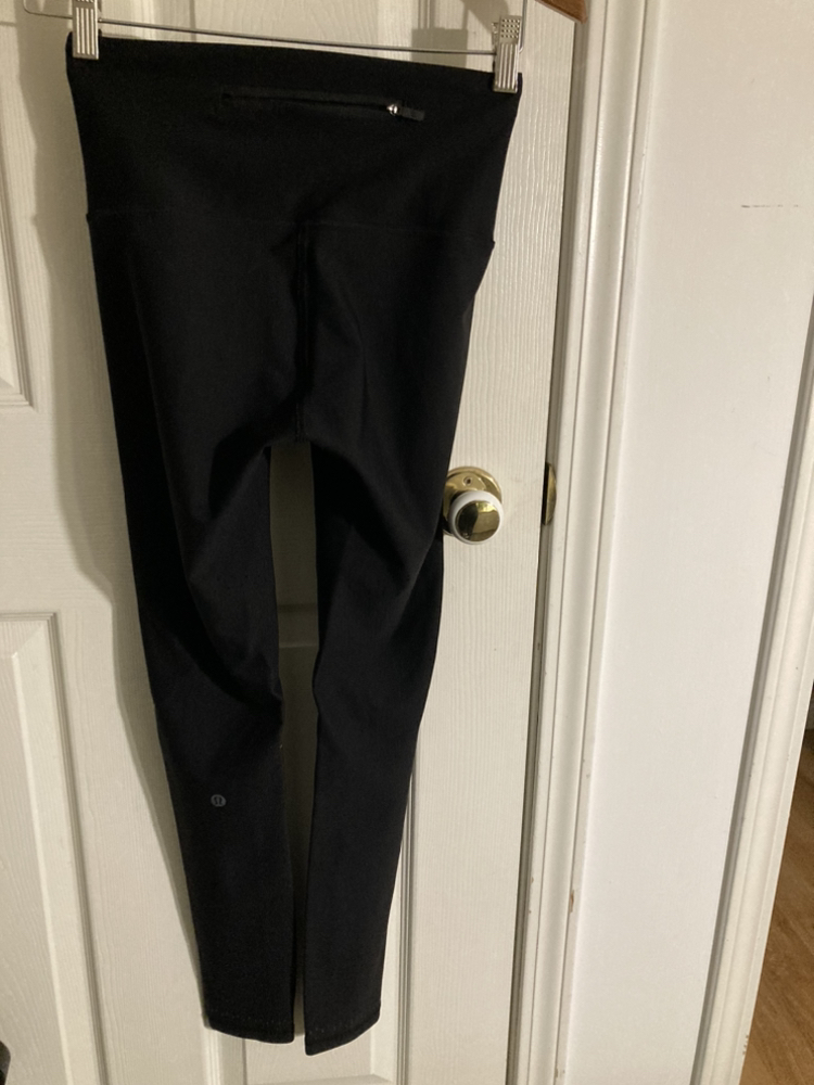 Lululemon jogging pants black size6 image indicator(2)