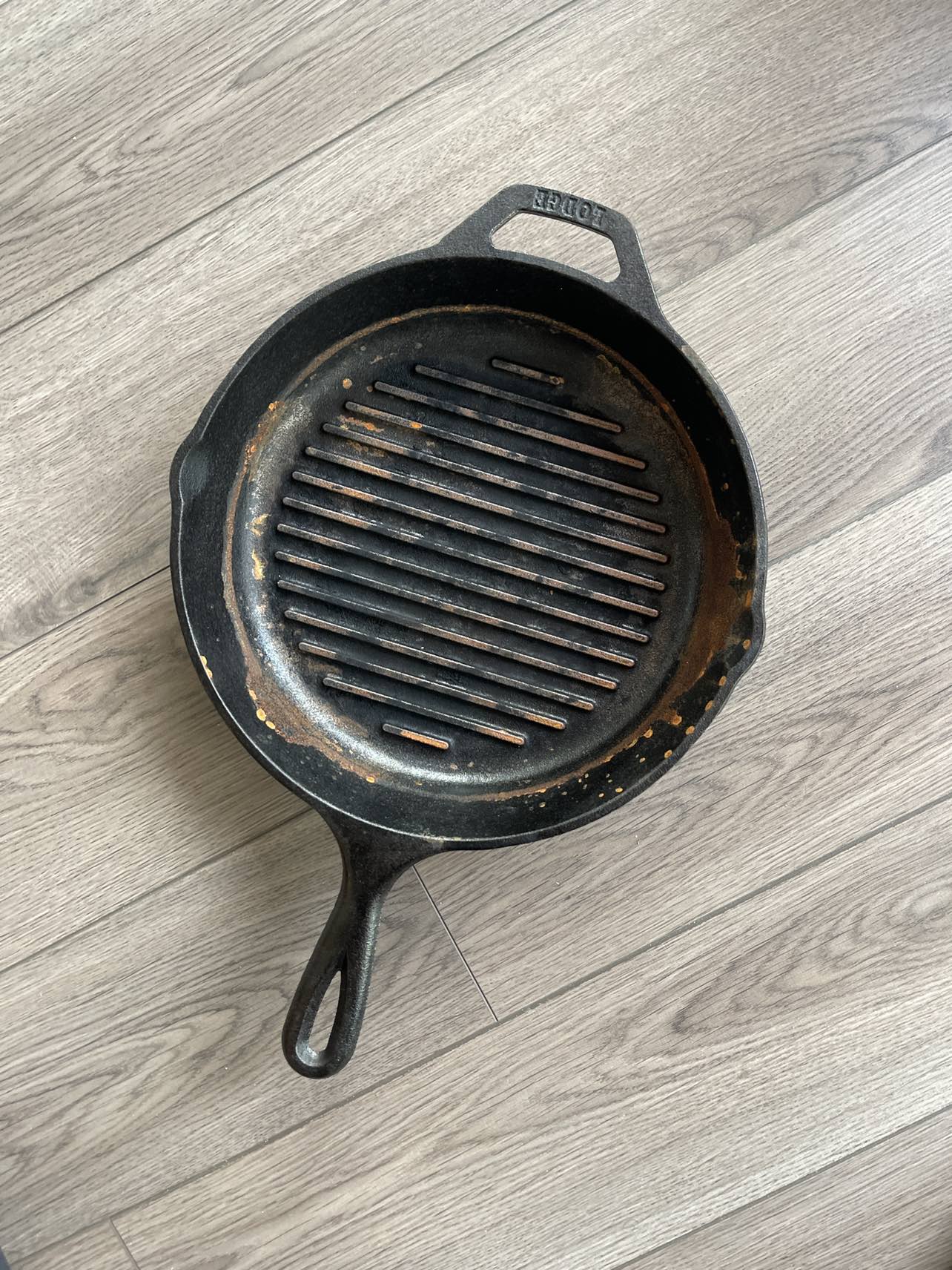 Cast iron skillet thumbnail