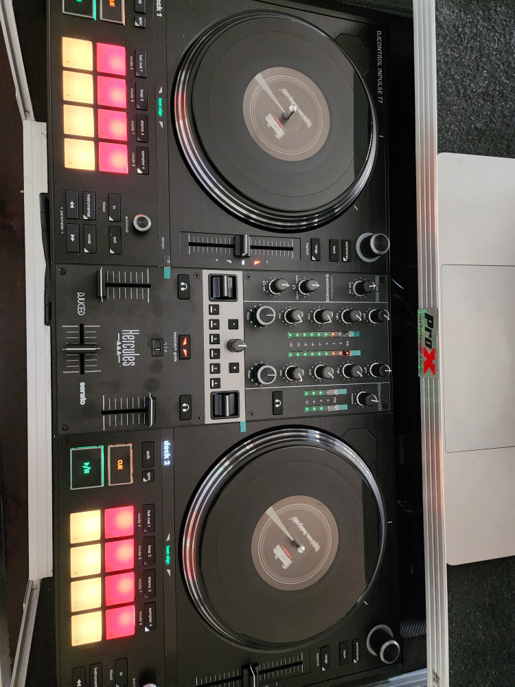 Hercules Inpulse T7 DJ Controller & Customized ProX case
