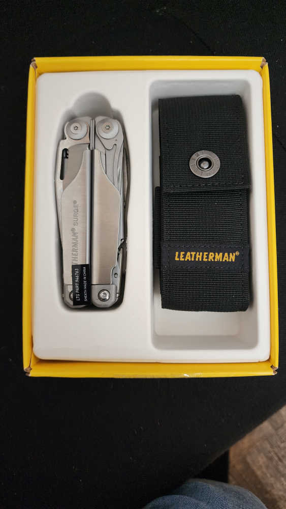 *BRAND NEW* LEATHERMAN, SURGE Heavy Duty Multitool