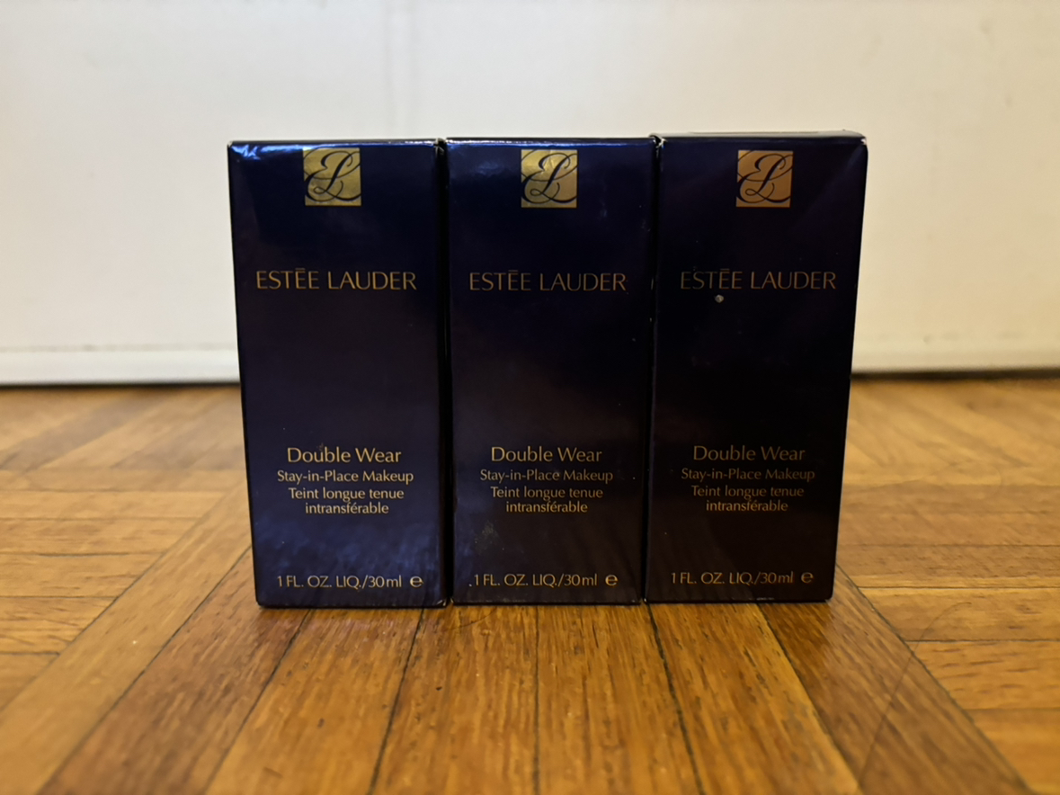Estée Lauder Double Wear Foundation thumbnail