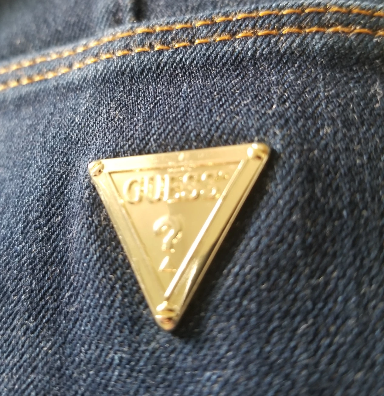 BRAND NEW! GUESS Jeans Ladies Curve X Skinny Mid Rise Size 26 image indicator(8)