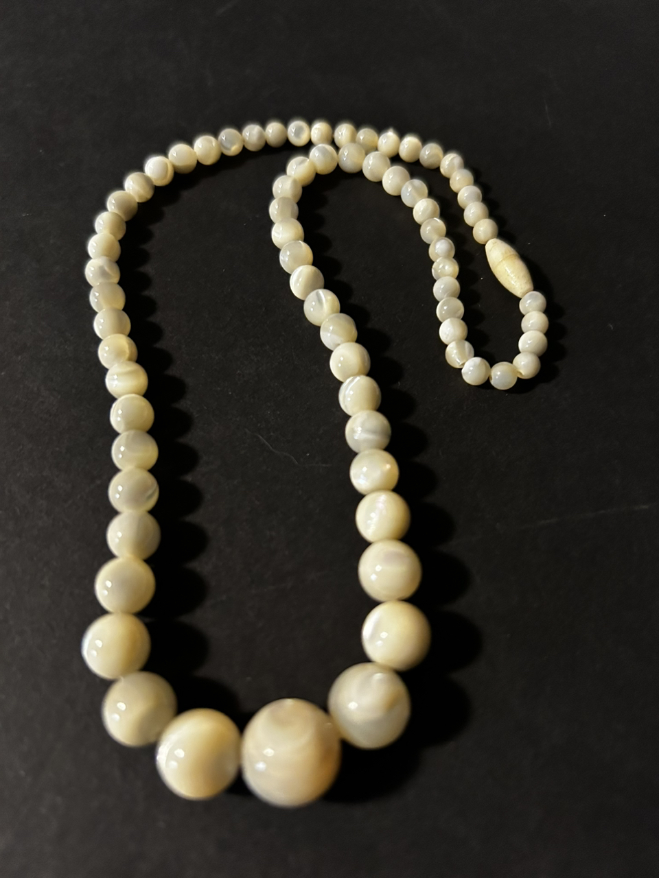 Mother of Pearl Necklace image indicator(4)