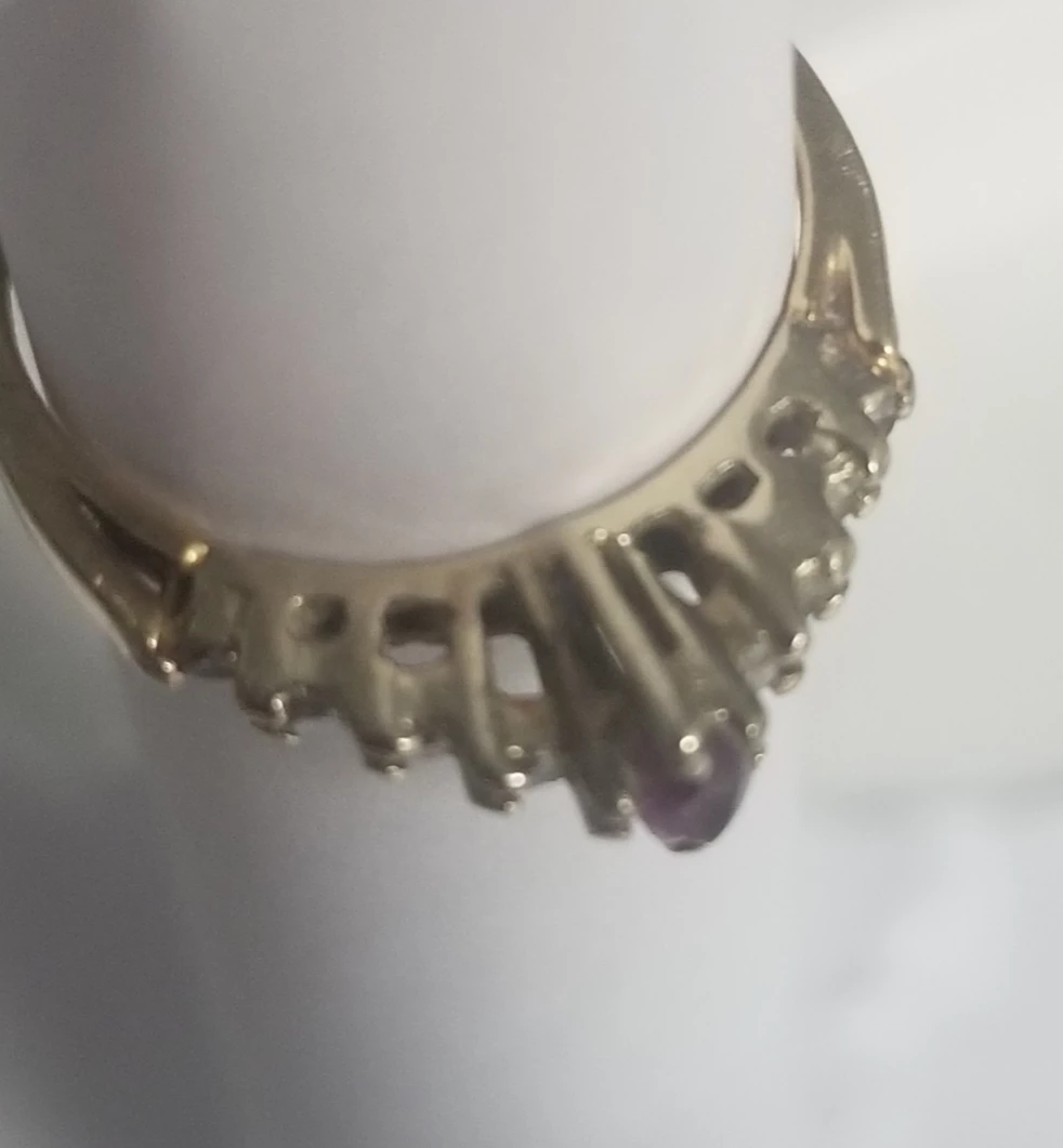 90s 8 Diamond and Marquise Ruby 10K Gold Ring - Vintage image indicator(8)