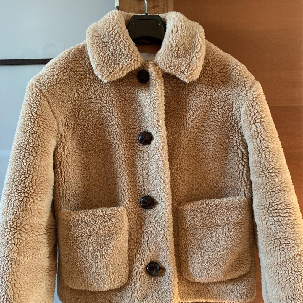 Sherpa coat thumbnail