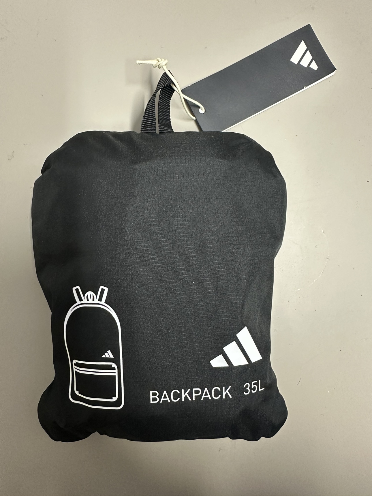 Adidas backpack image indicator(3)
