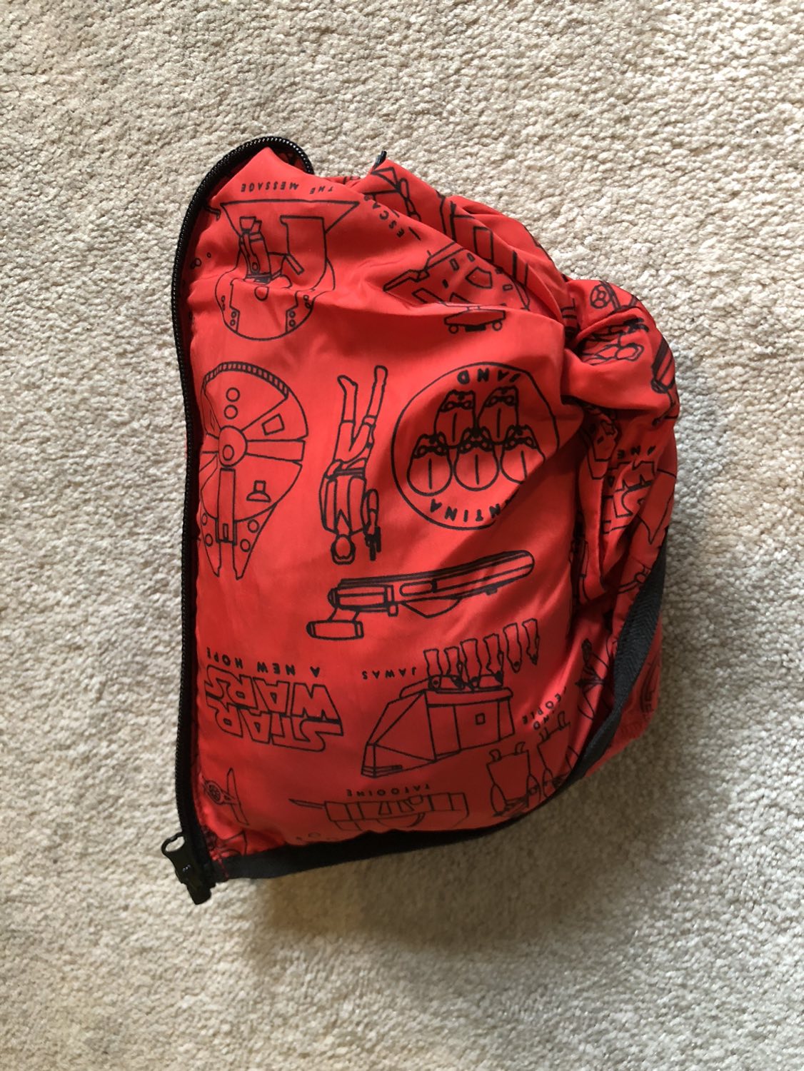 Star Wars packable rain jacket image indicator(3)