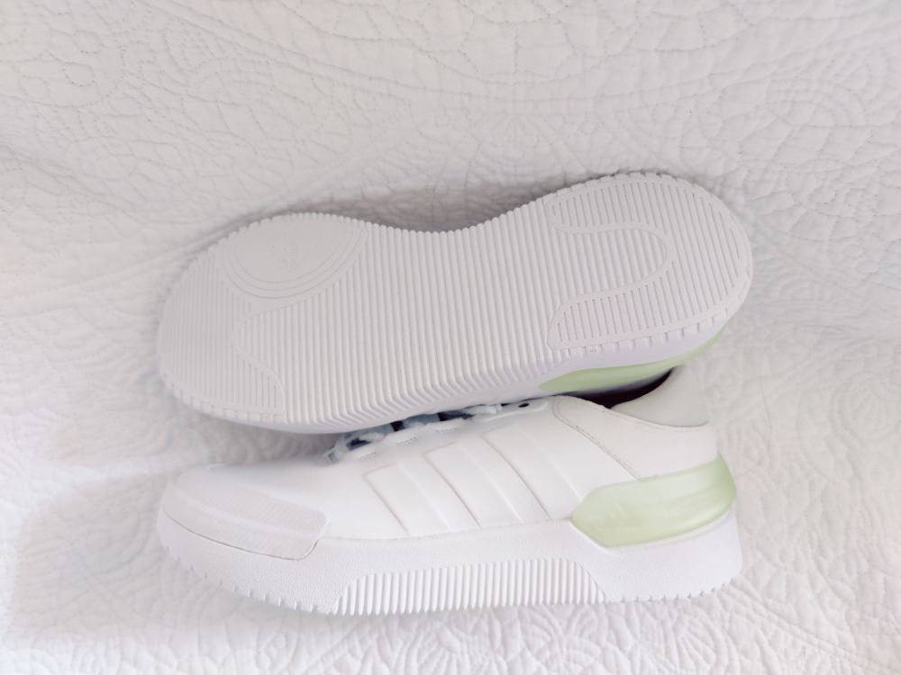Court funk Adidas shoes size 6 women - photo 2